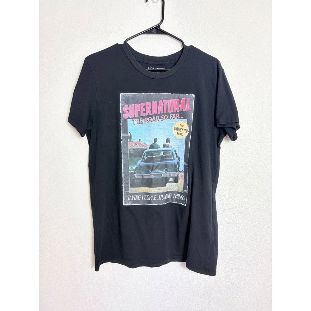 Hot Topic Super Natural Book Cover Black T-Shirt Size Large Y2K Demon Hunting